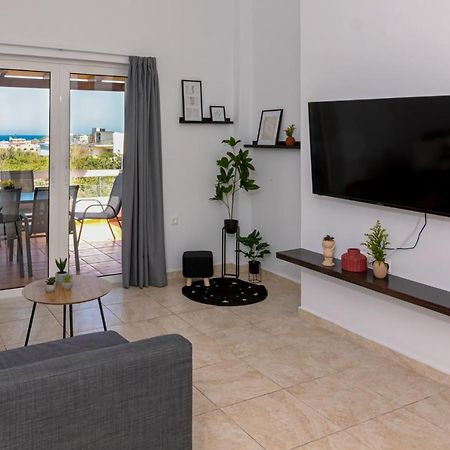 Bona'S Guest House Agia  ภายนอก รูปภาพ
